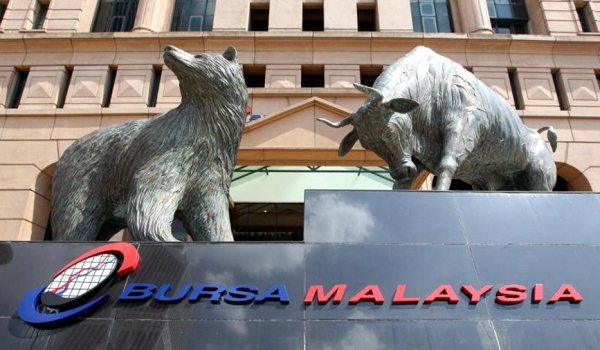 Pada 5 petang, FBM KLCI berkurangan 5.36 mata atau 0.30 peratus kepada 1,740.34 daripada 1,745.58 ketika ditutup pada Khamis