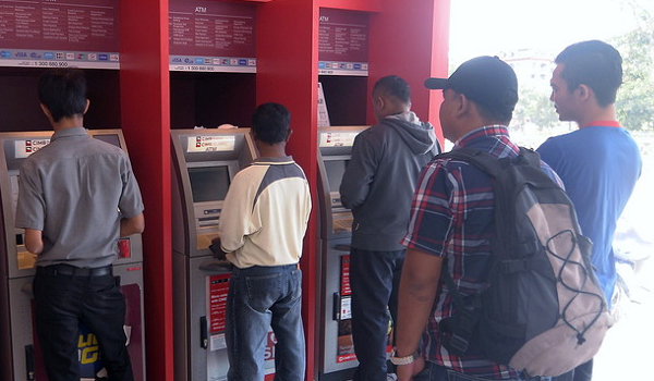 1506 BZ BANK FREE CAJ