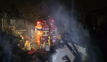 Kebakaran melibatkan sebuah rumah berkeluasan kira-kira 20 x 50 kaki persegi.