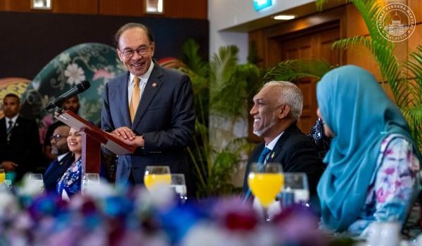 Perdana Menteri Datuk Seri Anwar Ibrahim menghadiri Majlis Jamuan Negara sempena lawatan rasmi beliau ke Maldives/Foto PMO