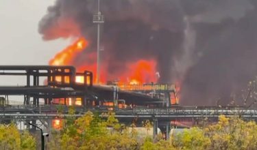 Loji penapisan minyak di wilayah Ryazan, Rusia, terbakar selepas serangan Ukraine/ VIORY
