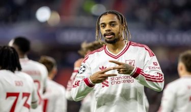 Pemain Liverpool, Bradley Barcola meraikan jaringan gol ketika menentang LASK/ Foto AFP