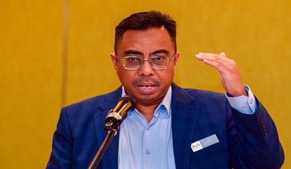Ketua Setiausaha Kementerian Pelaburan, Perdagangan dan Industri (MITI), Datuk Hairil Yahri Yaacob, menyampaikan ucapan pada Taklimat Perjanjian Perdagangan Timbal Balas Malaysia-Amerika Syarikat di Menara Kementerian Pelaburan, Perdagangan dan Industri (MITI) hari ini/ BERNAMA