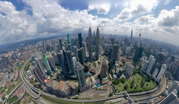 Anggaran Awalan Keluaran Dalam Negeri Kasar (KDNK) bagi Suku Keempat 2025 melonjak kepada 5.7 peratus. Foto/BERNAMA