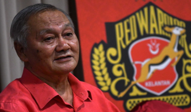Ketua Jurulatih Kelantan Red Warrior FC (KRW FC),  Irfan Bakti Abu Salim/Foto BERNAMA