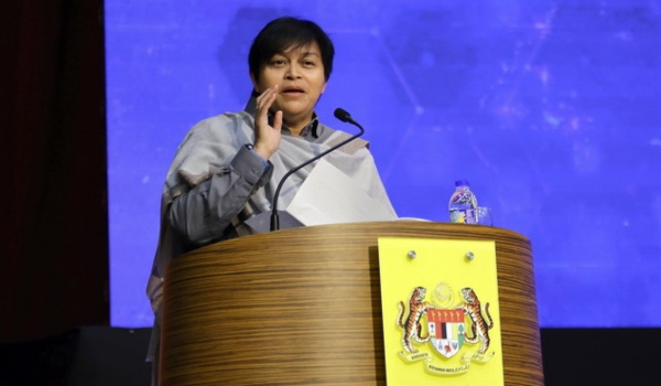 Datuk Seri Azalina Othman Said/ BERNAMA