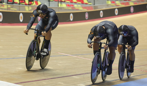 1604 FADIL WORLD TRACK NEW