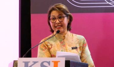 Timbalan Pengarah Kanan Bahagian Pembangunan Kurikulum Kementerian Pendidikan Malaysia (KPM), Sarina Salim