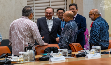 Foto Facebook Anwar Ibrahim