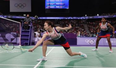 Aksi Pearly Tan dan M.Thinaah / BERNAMA