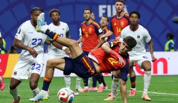 Pau Cubarsi gagal menyempurnakan peluang ketika Sepanyol berdepan Cape Verde di Atlanta/Foto REUTERS