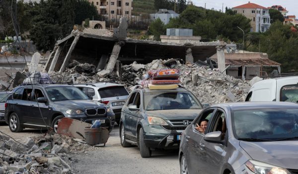 Penduduk Lubnan pulang ke rumah masing-masing selepas pengumuman perjanjian damai AS-Iran/Foto REUTERS