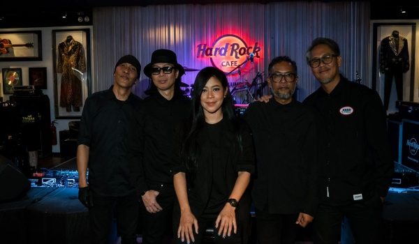 Kali terakhir kumpulan Cokelat membuat persembahan di Kuala Lumpur pada tahun 2009