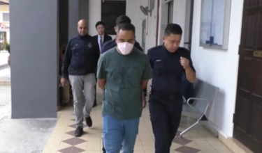 Seorang perunding pelaburan dihadapkan ke Mahkamah Sesyen Taiping atas empat pertuduhan penggubahan wang haram yang berjumlah lebih RM900,000 tahun lalu
