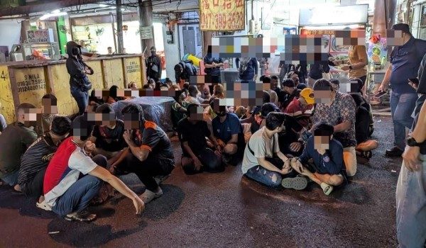 90 PATI ditahan JIM dalam serbuan di Jalan Klang Lama/Foto JIM