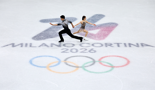 1702 SKN OLY FIGURE SKATING