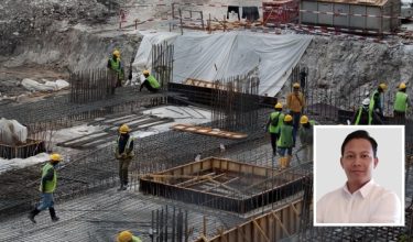 Pensyarah Kluster Kejuruteraan Bangunan dan Pembinaan, Fakulti Kejuruteraan Awam dan Alam Bina (FKAAB), Universiti Tun Hussein Onn Malaysia (UTHM), Prof. Madya Ts Dr. Muhammad Fikri Hasmori (gambar kecil)
