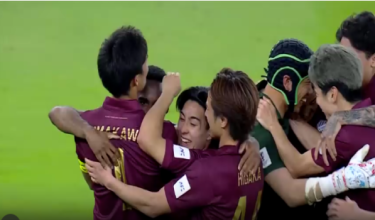 Para pemain Vessel Kobe meraikan kejayaan mara ke separuh akhir Liga Juara Asia selepas menumpaskan Al-Sadd /REUTERS