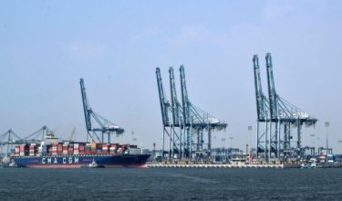 Gangguan laluan laut antarabangsa mengakibatkan kesesakan luar biasa di Pelabuhan Klang/Foto Bernama