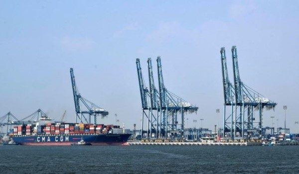 Gangguan laluan laut antarabangsa mengakibatkan kesesakan luar biasa di Pelabuhan Klang/Foto Bernama
