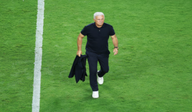 Pengendali Algeria, Vladimir Petkovic / REUTERS