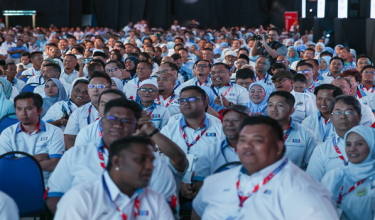 “Cabaran politik akan terus datang, tetapi Keadilan mesti kekal teguh dengan prinsip dan agenda perjuangan rakyat,”menurut hantaran berkenaan.