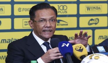 Datuk Ab Ghani Hassan pada sidang media Kongres Luar Biasa Kedua FAM 2026 / Foto RTM