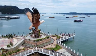 Mercu tanda Langkawi, Dataran Lang/ BERNAMA