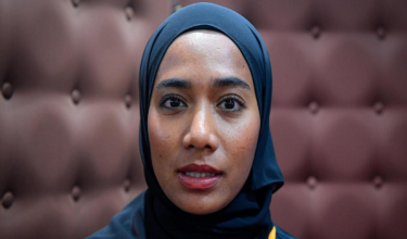 Pemain pertahanan skuad ragbi wanita, Nur Izzah Azizan / Foto BERNAMA