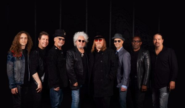 Kumpulan rock legenda dari Amerika Syarikat, Toto