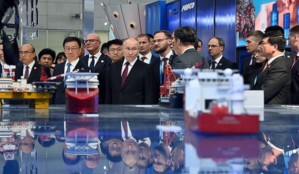 In this pool photograph distributed by the Russian state agency Sputnik, Russia's President Vladimir Putin tours a Russia-China trade expo in the northeastern city of Harbin on May 17, 2024. (Photo by Sergei BOBYLYOV / POOL / AFP) / ** EDITOR'S NOTE : THIS IMAGE IS DISTRIBUTED BY RUSSIAN STATE OWNED AGENCY SPUTNIK **