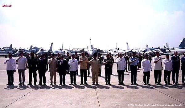 Majlis penyerahan aset ketenteraan termasuk enam jet pejuang Rafale buatan Perancis kepada pihak tentera Indonesia/ REUTERS