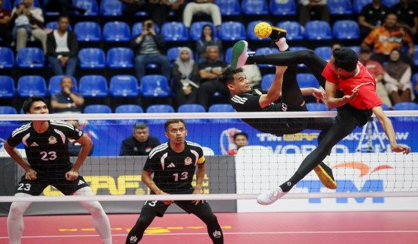 Skuad regu negara mudah menundukkan Singapura 2-0 sekali gus muncul juara Kumpulan A dan mara ke suku akhir Piala Dunia Sepak Takraw 2026 - Foto BERNAMA