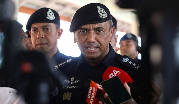 1807 KES N9 POLIS AKTIVIS SERAH DIRI new