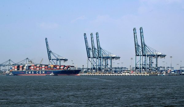 PELABUHAN KLANG RAIH JUMLAH PENGENDALI KONTENA 14.06 JUTA TEU