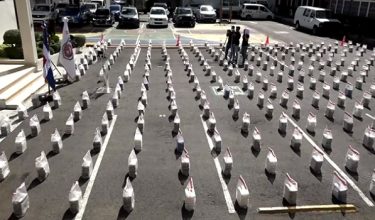 1,670 bungkusan disyaki kokain seberat kira-kira 1.6 tan dirampas pihak berkuasa Republik Dominica/ REUTERS