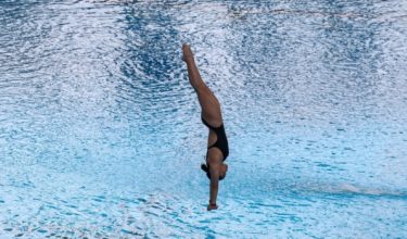 Penerjun negara, Datuk Pandelela Rinong ketika beraksi pada Kejohanan Ujian Terjun Kebangsaan di Pusat Akuatik Nasional di Bukit Jalil hari ini/Foto BERNAMA