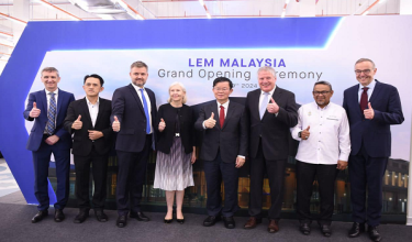 Ketua Menteri Pulau Pinang, Chow Kon Yeow pada majlis perasmian kilang itu di sini, hari ini/ Foto: FB Chow Kon Yeow
