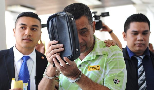 Bekas Pengarah Jabatan Air Negeri Sabah Awang Mohd Tahir Mohd Talib didapati bersalah atas 12 pertuduhan pengubahan wang haram/Foto BERNAMA