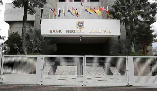 1905 BZ BNM KADAR ANTARA BANK