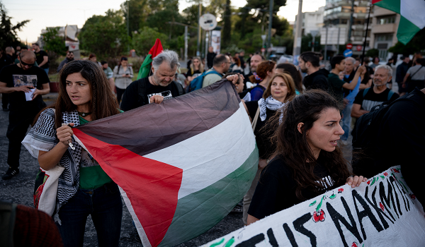 Demonstrasi bertujuan menentang dasar perang & menggesa kerajaan tidak bersubahat dengan Israel