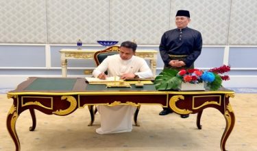 Pesuruhjaya Tinggi Sri Lanka, Dharshana Mahendra Perera - Foto Sri Lanka in Malaysia