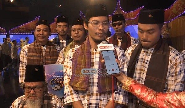 Ketua Kumpulan Damar Wulan, Muhamad Arib Satro