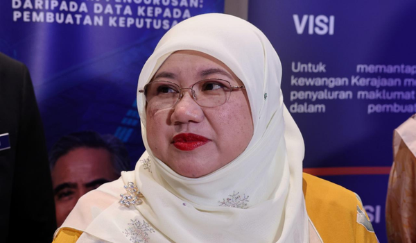 Datuk Seri Wan Suraya Wan Mohd Radzi/ BERNAMA
