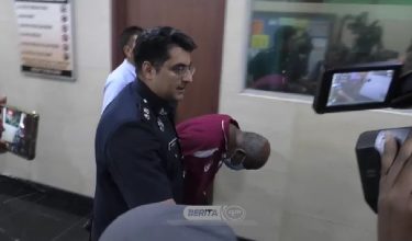 (Ravinderan a/l K Ramasamy dibawa ke Mahkamah Majistret Ipoh)
