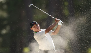 Kim Si-woo beraksi pada kejohanan  RBC Heritage di Harbour Town Golf Links, South Carolina / AFP