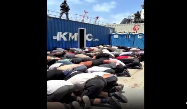 Antara aktivis yang ditahan rejim zionis/Foto Reuters