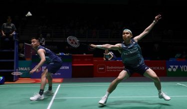 KUALA LUMPUR, 19 Mei -- Beregu lelaki negara Aaron Chia (kiri) dan Soh Wooi Yik (kanan) ketika menentang beregu Singapura, Koh Eng Keat Wesley dan Junsuke Kubo pada kejohanan Perodua Malaysia Masters 2026 di Unifi Arena Bukit Jalil hari ini.

Aaron Chia dan Soh Wooi Yik menang dengan keputusan 19-21, 21-10 dan 21-12.

--fotoBERNAMA(2026) HAK CIPTA TERPELIHARA