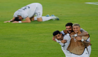Para pemain Botafogo meraikan kemenangan menewaskan PSG pada kejohanan Piala Dunia Kelab / Foto REUTERS