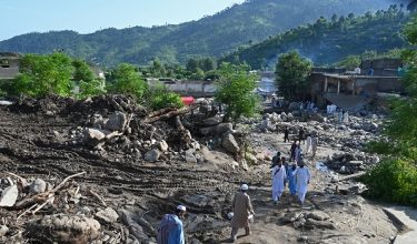 Kesan kemusnahan akibat banjir susulan hujan monsun lebat yang berterusan sejak seminggu lalu di Pakistan / Foto AFP